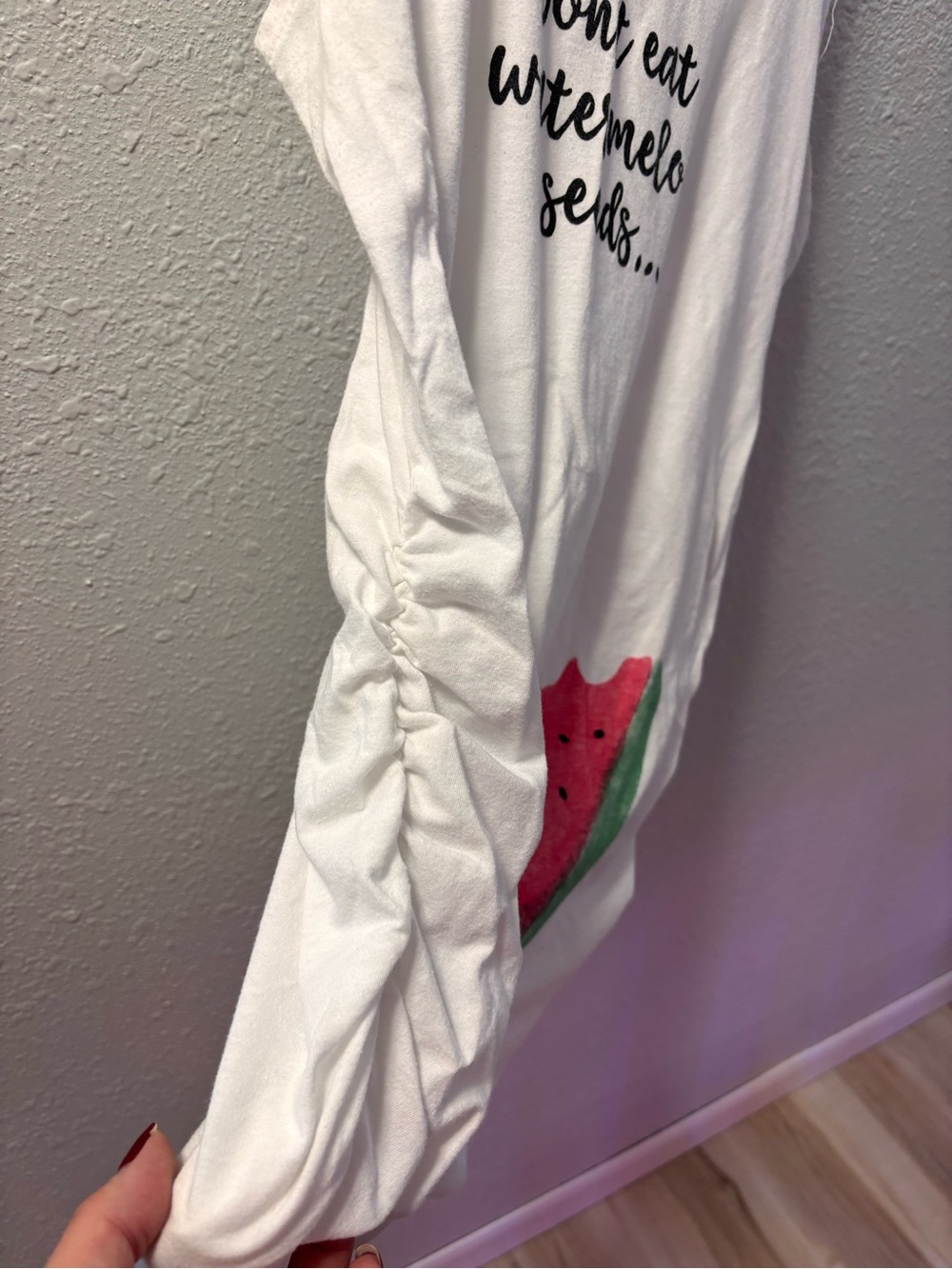 Size large maternity tank - Picture 3 of 4